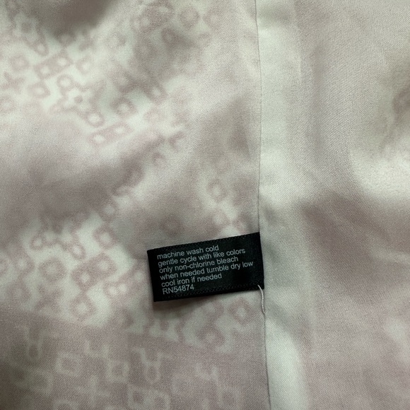 NWT THE LIMITED Pink and White Patterned Tank Top - Picture 9 of 9